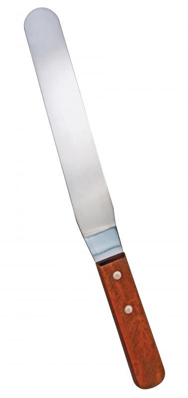 Stainless Steel Offset Spatula with Wooden Handle and  8 1/2" x 1 1/2" blade